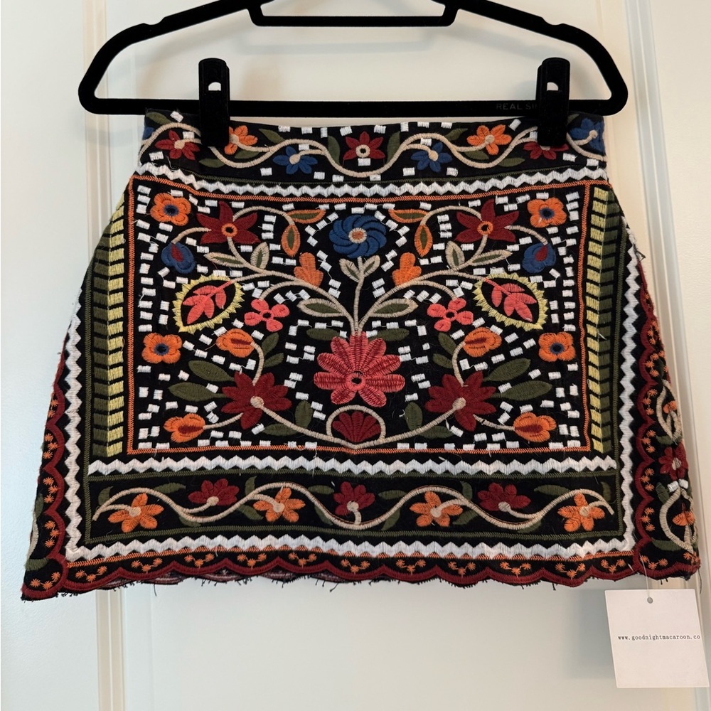 NWT Goodnight Macaroon Multicolor Embroidered Skirt